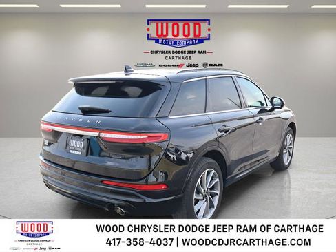 Used 2025 Lincoln Corsair Grand Touring w/ Equipment Group 301A AWD/4WD image 3