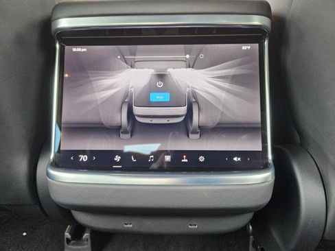Used 2023 Tesla Model S AWD image 65