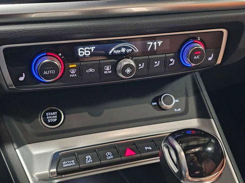 Used 2021 Audi Q3 2.0T Premium w/ Convenience Package image 30