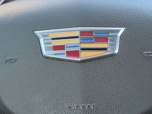 Certified 2023 Cadillac XT4 Luxury w/ Cold Weather Package image 11