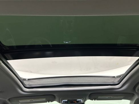 Used 2023 Chevrolet Malibu LT image 19