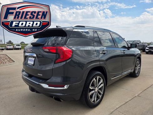 Used 2018 GMC Terrain Denali w/ Comfort Package AWD/4WD image 7