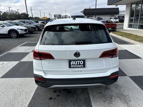 Used 2024 Volkswagen Taos S image 4