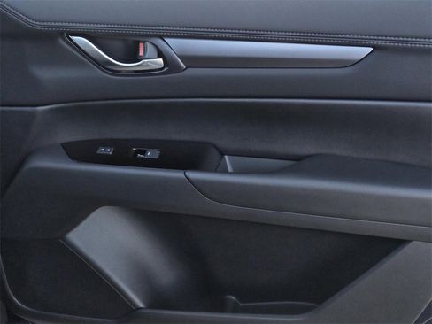 New 2025 MAZDA CX-5 AWD 2.5 S w/ Preferred Package image 6