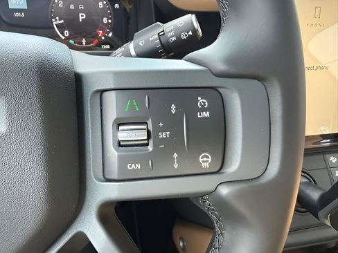 New 2026 Land Rover Defender 110 X-Dynamic SE AWD/4WD image 20