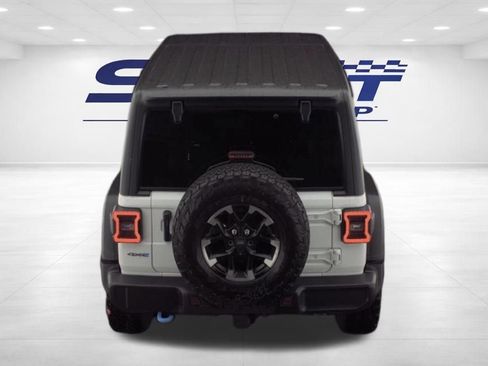 Used 2025 Jeep Wrangler Unlimited Rubicon 4xe w/ Convenience Group image 6