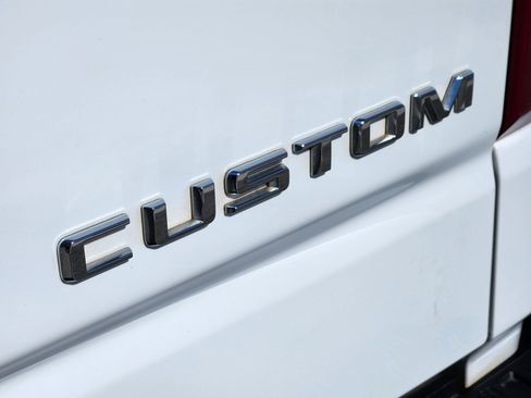 Certified 2022 Chevrolet Silverado 1500 Custom image 27