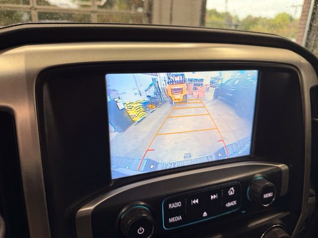 Used 2017 GMC Sierra 2500 SLT w/ Driver Alert Package AWD/4WD image 17