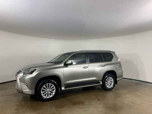 Used 2023 Lexus GX 460 Premium w/ Premium Package image 2