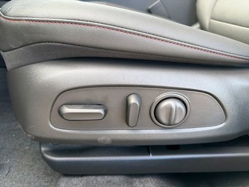 New 2026 Chevrolet Trax RS w/ Driver Confidence Package image 20