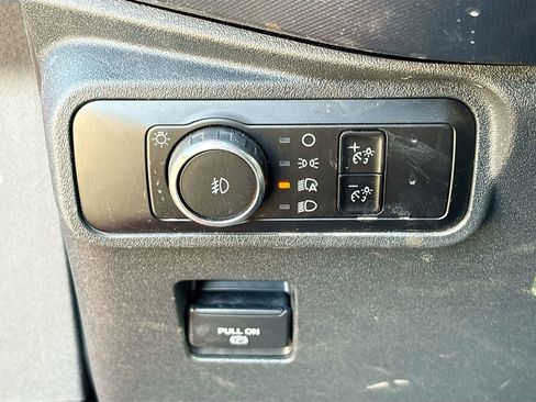 Used 2023 Ford Bronco Outer Banks AWD/4WD image 10