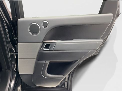 Used 2014 Land Rover Range Rover Sport HSE image 28