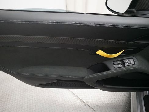 Certified 2025 Porsche 718 Cayman GT4 RS RWD image 11
