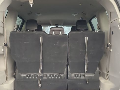 Certified 2024 Chrysler Pacifica Touring-L image 27