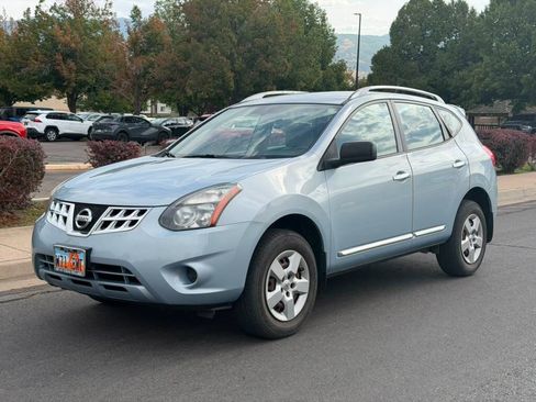 Used 2014 Nissan Rogue S w/ Convenience Package AWD/4WD image 1