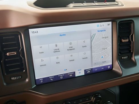 Used 2024 Ford Bronco Outer Banks AWD/4WD image 19