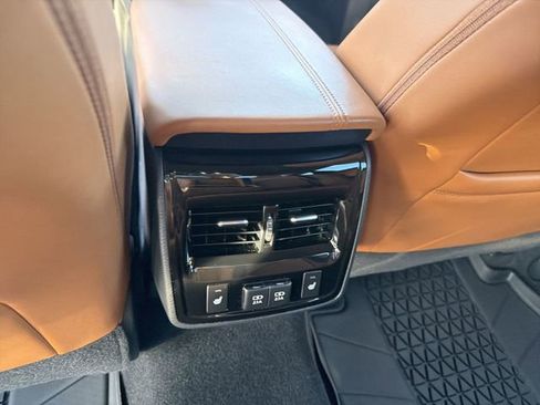 Used 2020 Toyota Avalon Limited w/ Advanced Safety Package FWD image 23