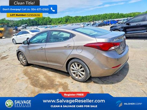 Used 2014 Hyundai Elantra SE w/ Option Group 02 FWD image 3