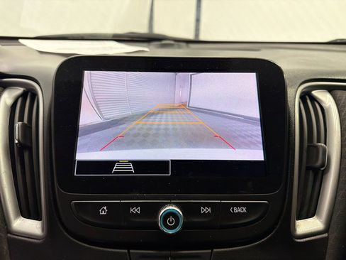 Used 2023 Chevrolet Malibu LT image 28