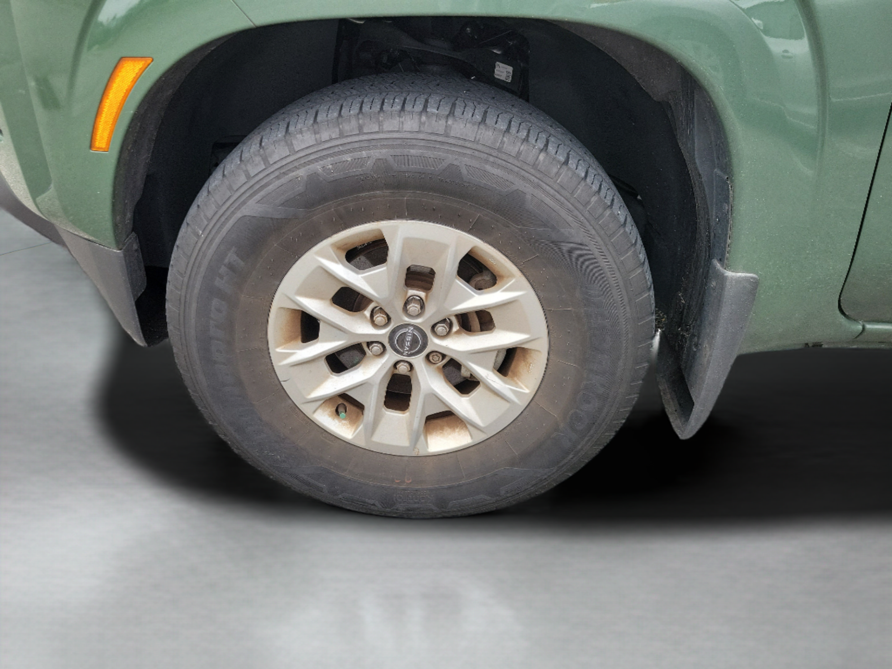 Used 2024 Nissan Frontier SV w/ Technology Package RWD image 30