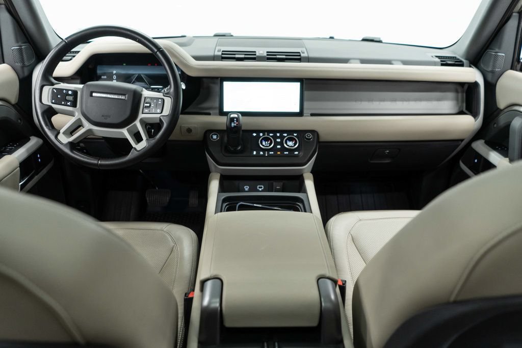 Used 2024 Land Rover Defender 110 S AWD/4WD image 10