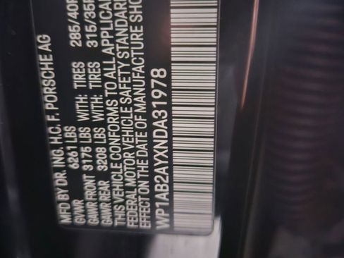 Used 2022 Porsche Cayenne S image 25