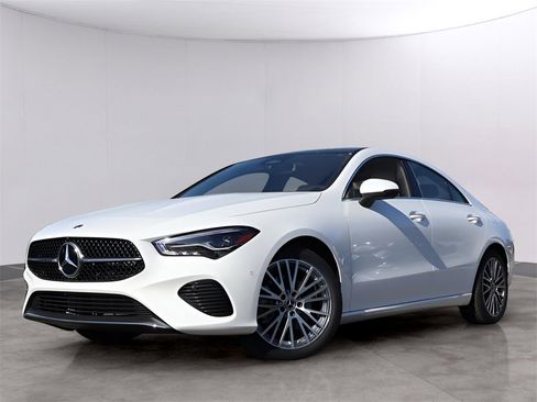 New 2026 Mercedes-Benz CLA 250 4MATIC image 1