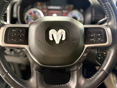 Used 2022 RAM 3500 Laramie AWD/4WD image 17