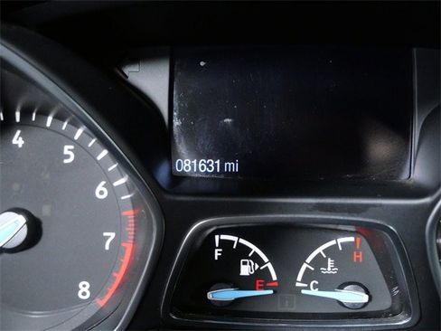 Certified 2019 Ford Escape S image 17