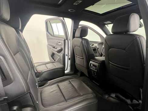 Certified 2023 Chevrolet Traverse LT w/ LT Premium Package AWD/4WD image 13