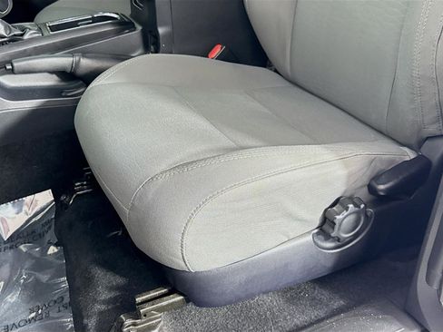 Used 2019 Toyota Tacoma SR w/ SX Package image 20