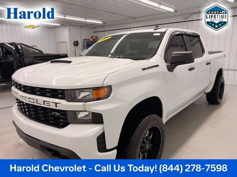 Used 2021 Chevrolet Silverado 1500 Custom w/ LPO, Dark Essentials Package AWD/4WD image 3