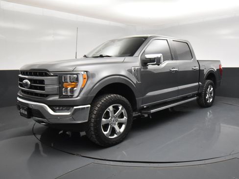 Used 2021 Ford F150 Lariat image 2
