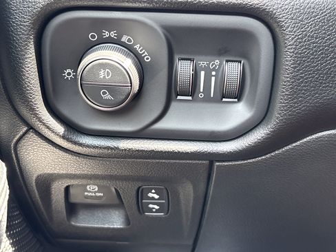 Certified 2022 RAM 1500 Laramie w/ Sport Appearance Package AWD/4WD image 32
