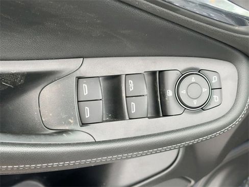 Used 2023 Buick Encore GX Preferred w/ Cold Weather Comfort Package image 14