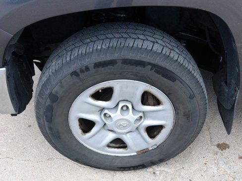 Used 2016 Toyota Tundra SR5 AWD/4WD image 11
