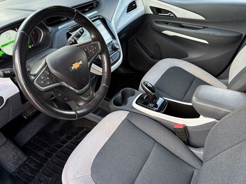 Used 2019 Chevrolet Bolt LT image 2