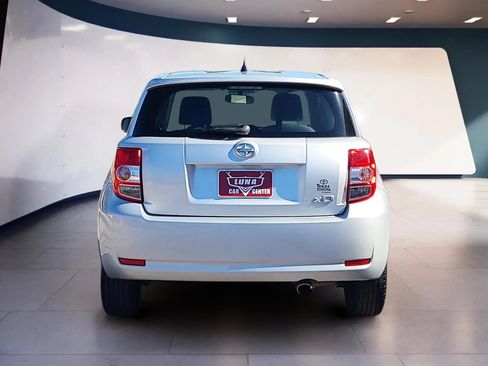 Used 2010 Scion xD FWD image 4
