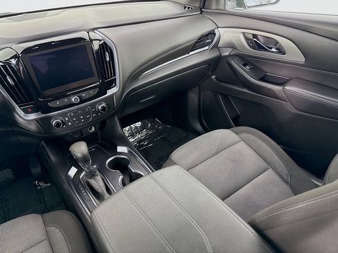 Used 2023 Chevrolet Traverse LT AWD/4WD image 23