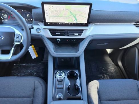 New 2026 Ford Explorer Active image 14