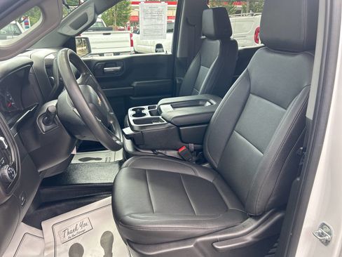 Used 2022 Chevrolet Silverado 1500 W/T w/ WT Value Package image 9