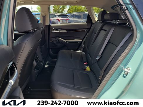 New 2026 Kia Seltos EX FWD image 11