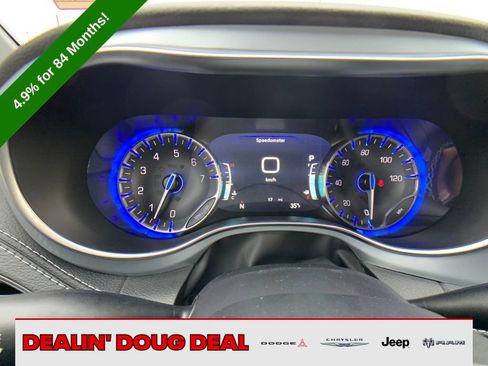 New 2026 Chrysler Pacifica Limited image 15