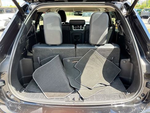 Used 2025 Mitsubishi Outlander SE FWD image 26