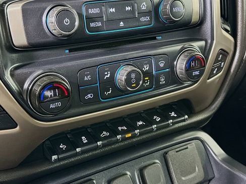 Used 2018 GMC Sierra 1500 Denali w/ Denali Ultimate Package image 16