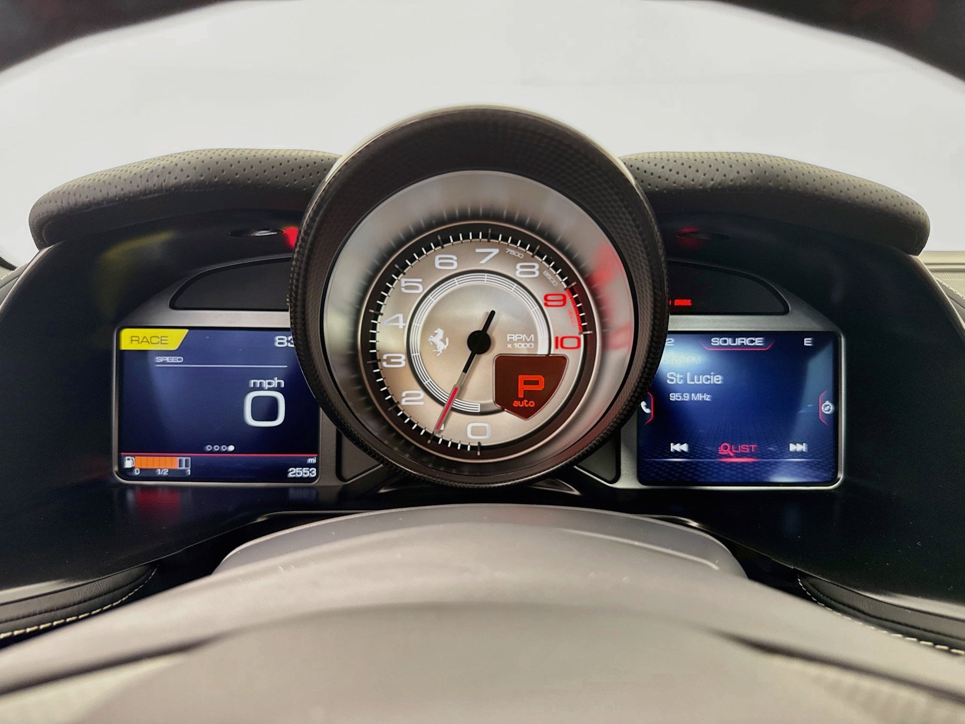 Certified 2018 Ferrari 812 Superfast RWD image 11