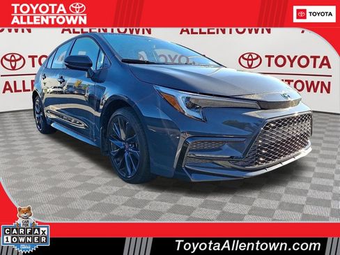Used 2025 Toyota Corolla SE AWD/4WD image 1