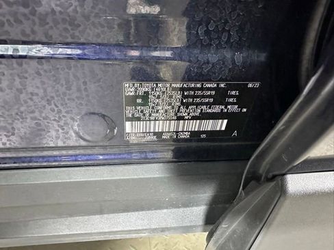 Used 2023 Toyota RAV4 XLE Premium FWD image 33