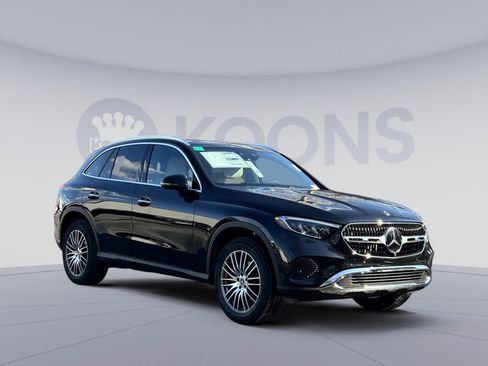 New 2026 Mercedes-Benz GLC 300 GLC 300 image 8