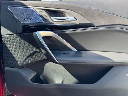 Certified 2025 BMW X2 xDrive28i w/ Premium Package image 24